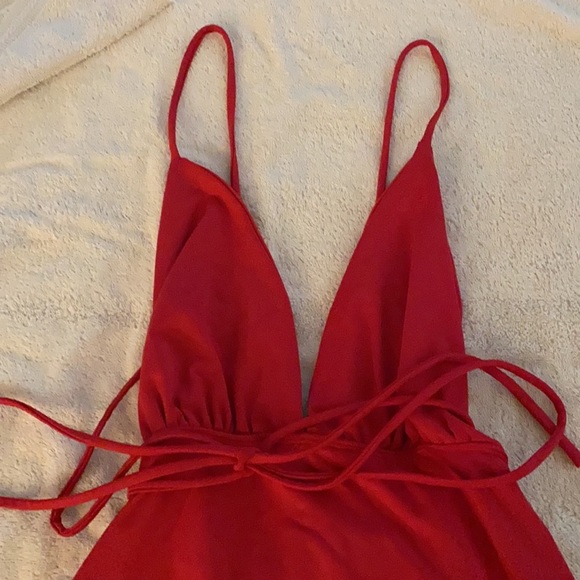 On The Lo from Brasil one piece low cut fabulous bathing suit. Gorgeous! - Picture 2 of 11